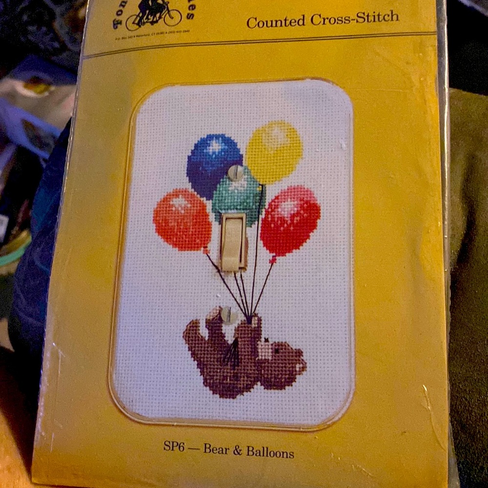 New but opened Fond memory counted cross stitch SP6 bear &balloon switch plate